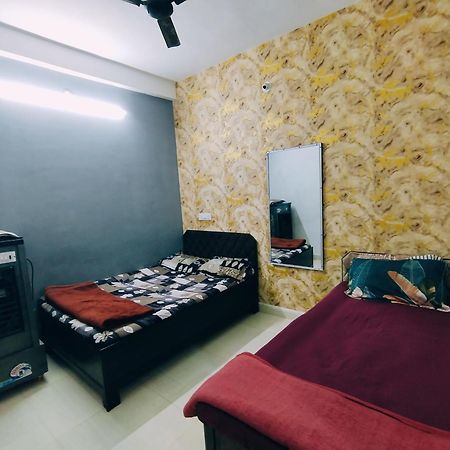 Kalpeshwar Homestay อุจเจน ห้อง รูปภาพ
