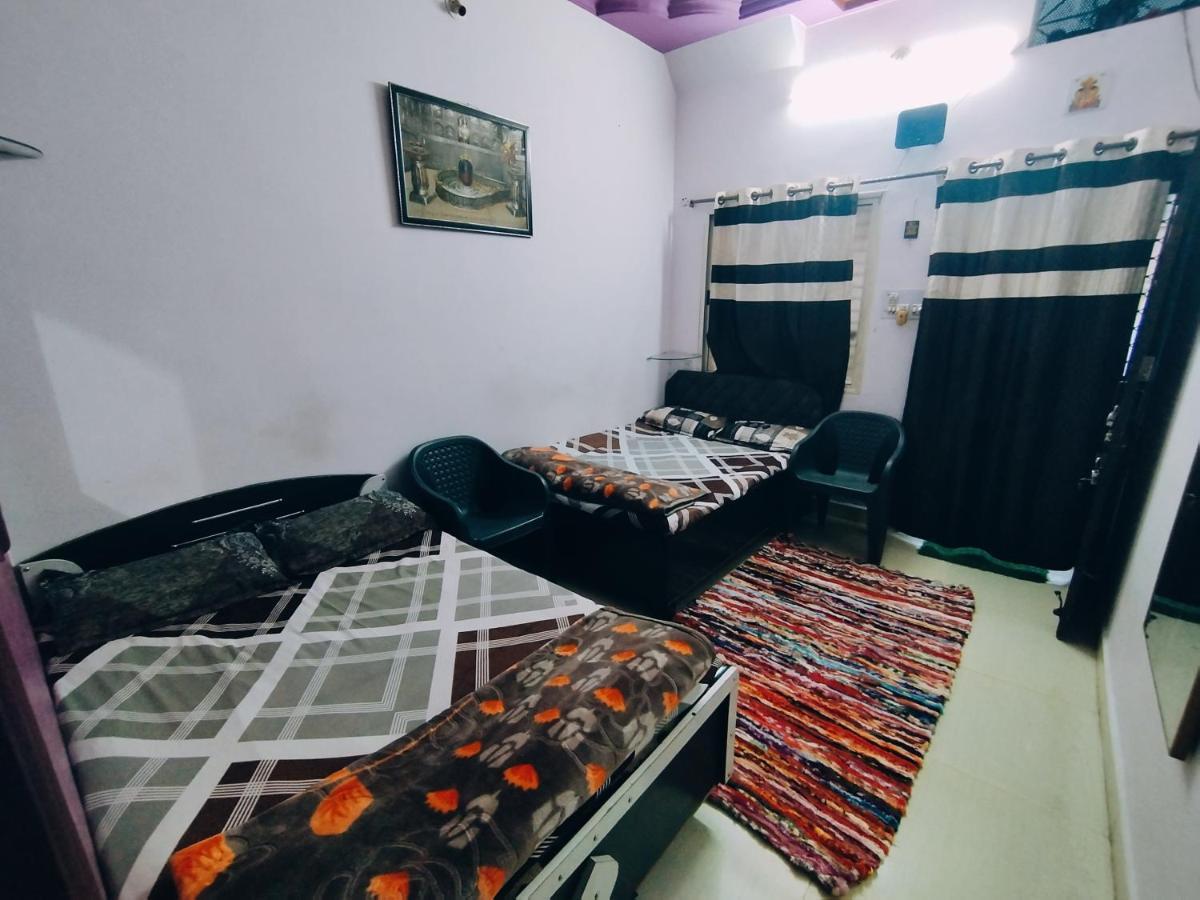 Kalpeshwar Homestay อุจเจน ภายนอก รูปภาพ