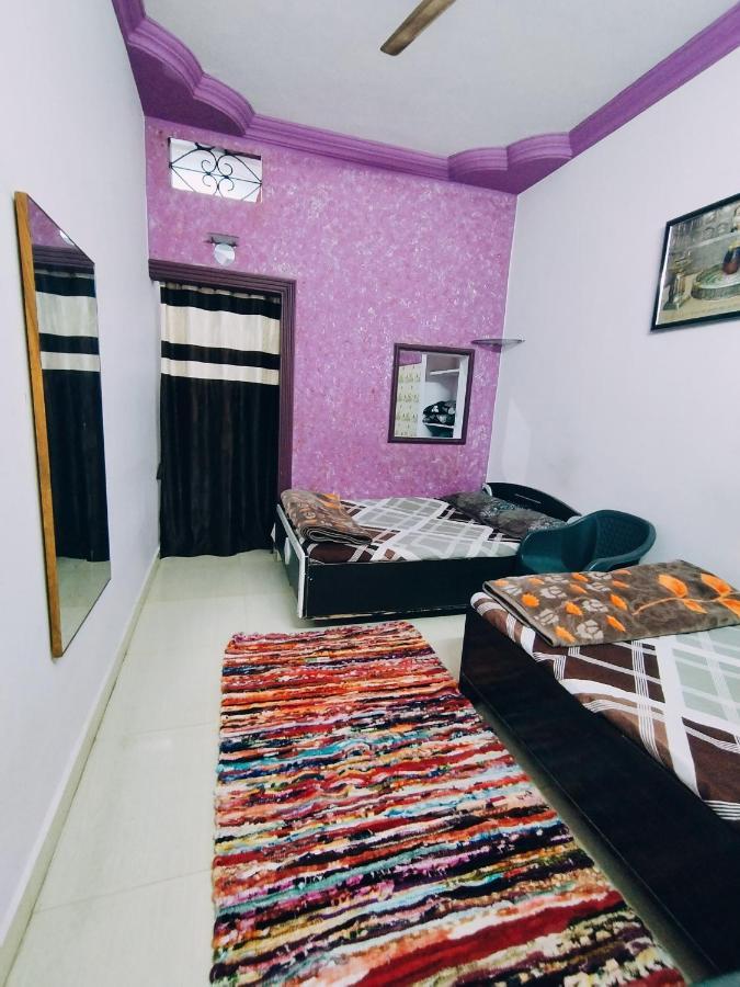 Kalpeshwar Homestay อุจเจน ภายนอก รูปภาพ